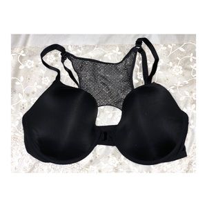 Victoria’s Secrets T-Shirt Lightly Lined Demi Bra